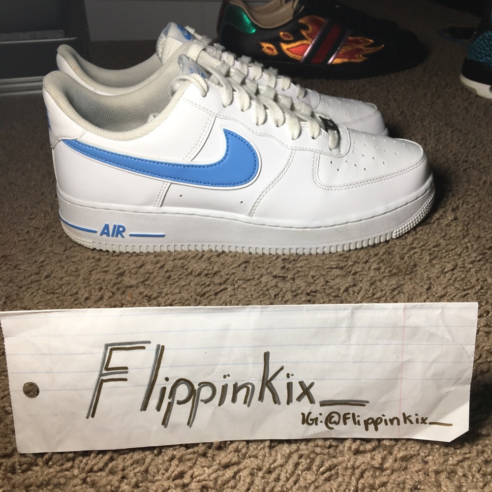 Air Force 1 university Bue 07’